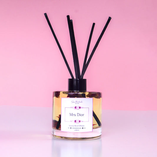 Rose Bud Infused Reed Diffuser with Black Collar (200ml)